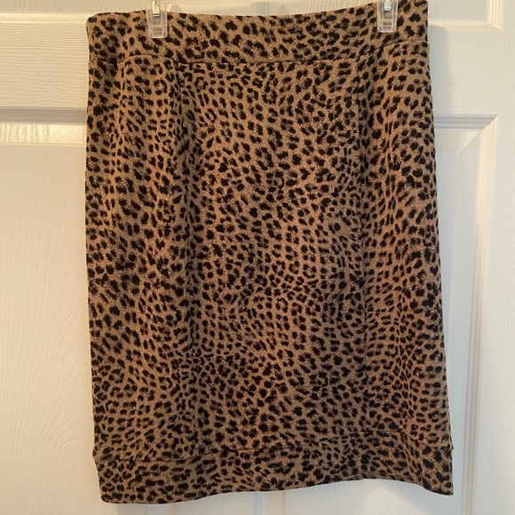 Nic + Zoe Leopard print pencil  skirt size M - Picture 9 of 10